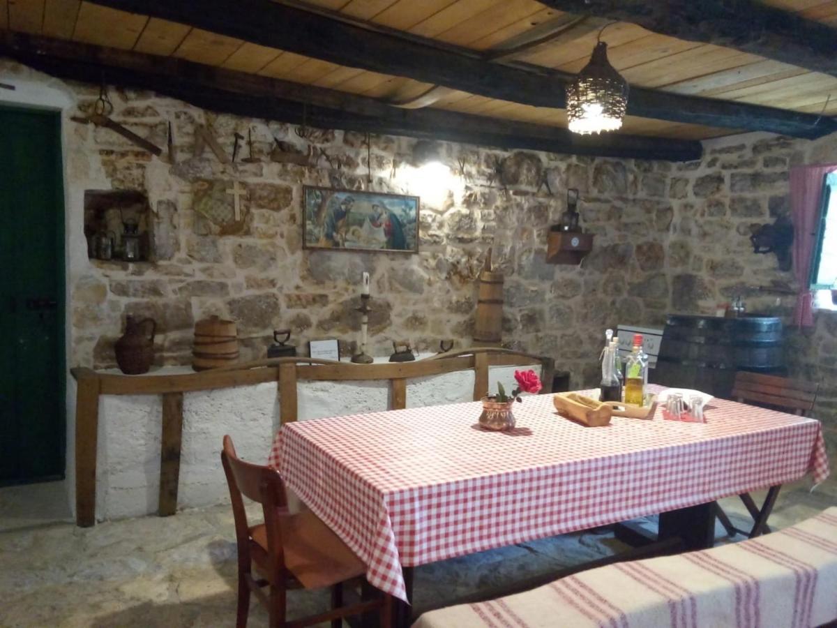House Kuna Bristane Zewnętrze zdjęcie